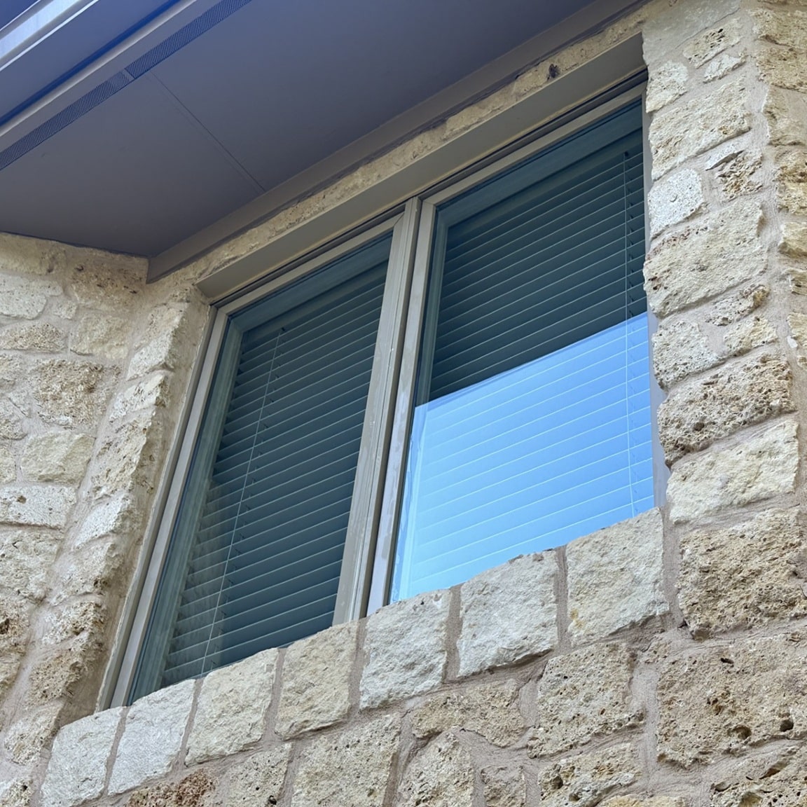 window cleaning in los angeles